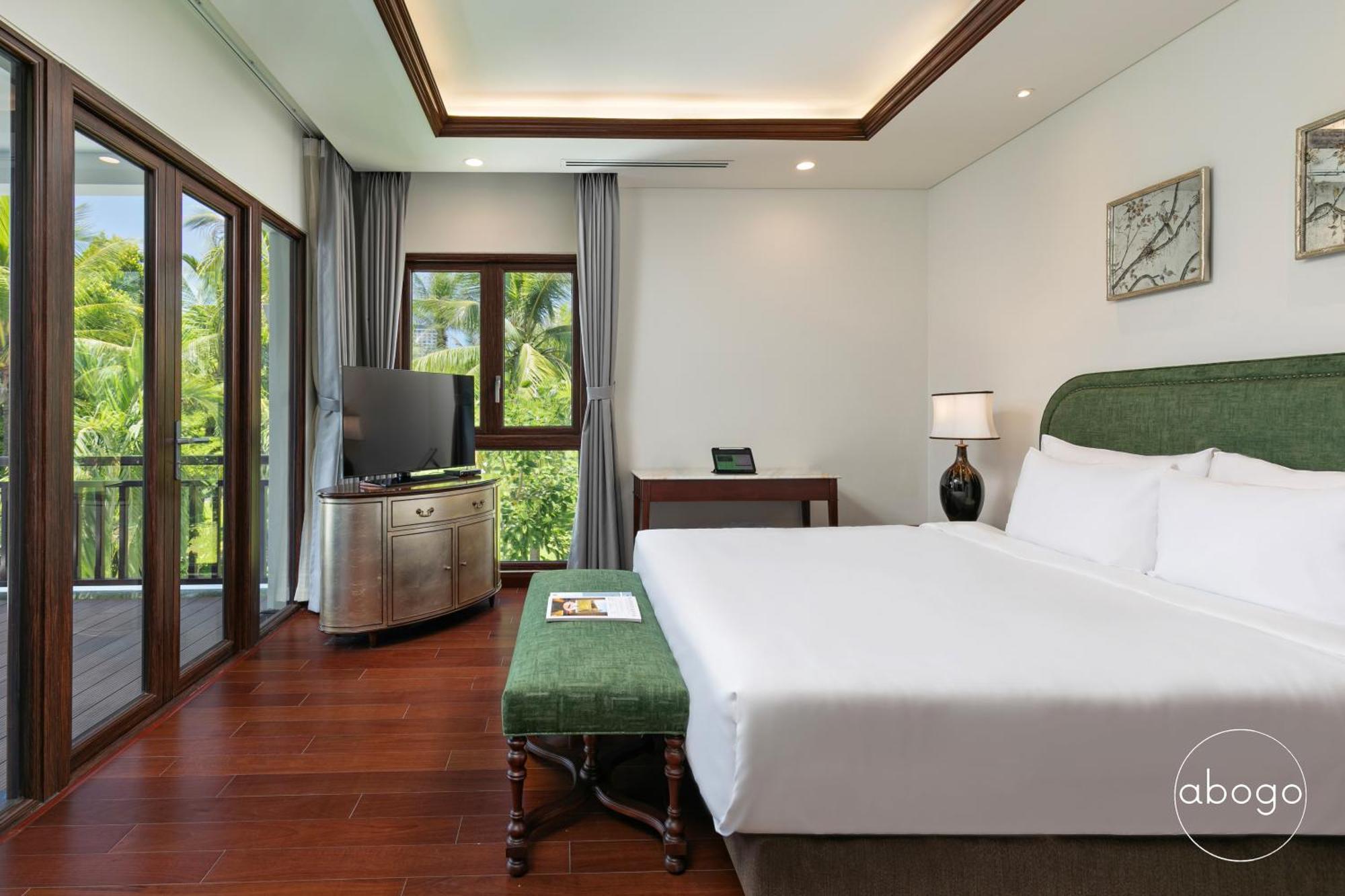 Abogo Resort Villas Luxury Da Nang Exterior photo