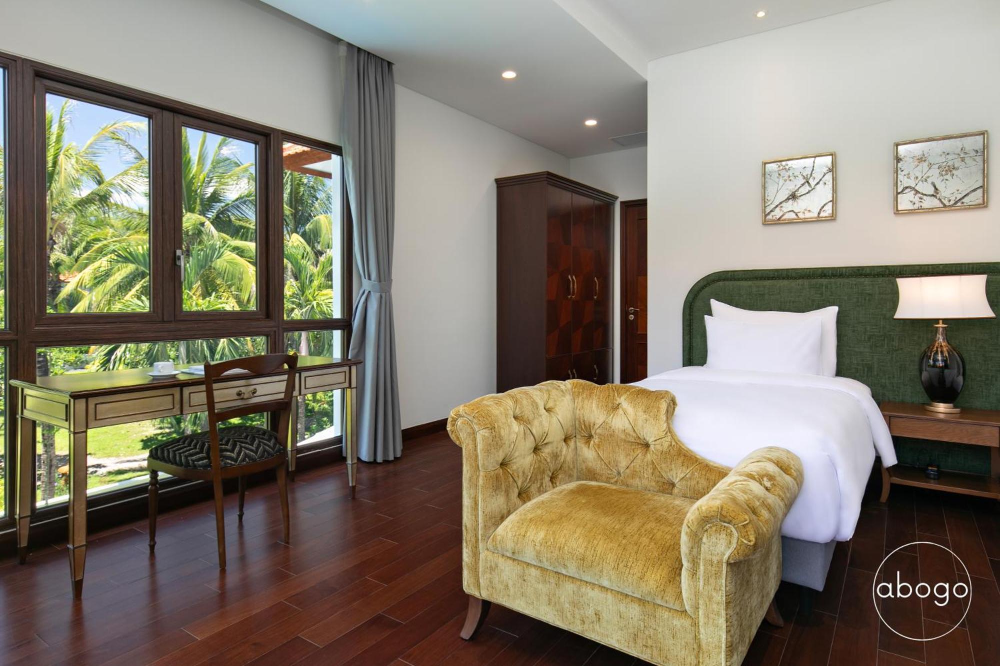 Abogo Resort Villas Luxury Da Nang Exterior photo